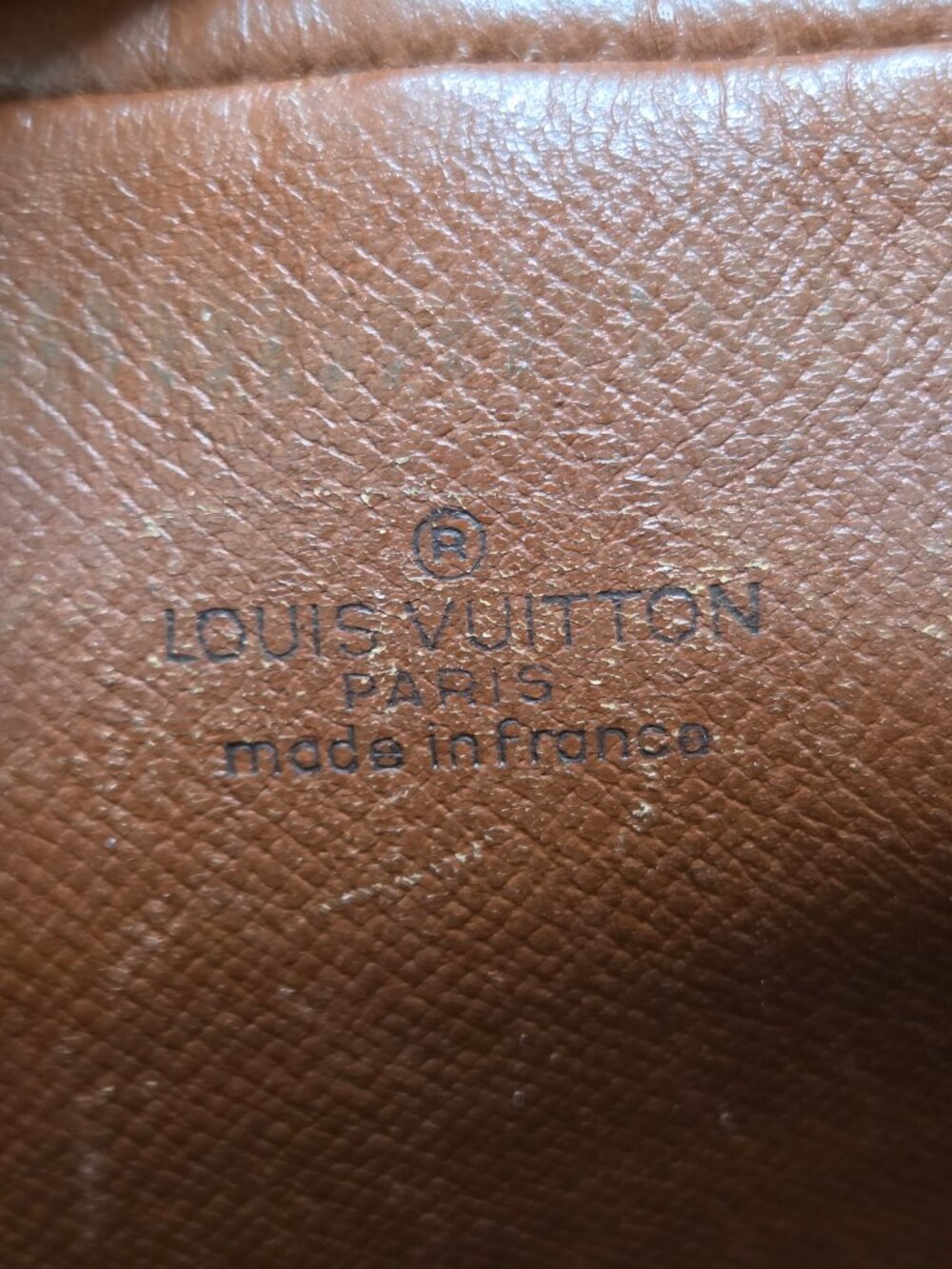 Louis Vuitton Monogram Trousse Toilette 23 Cosmetic Pouch | Vintage 1987 France - Picture 8 of 13